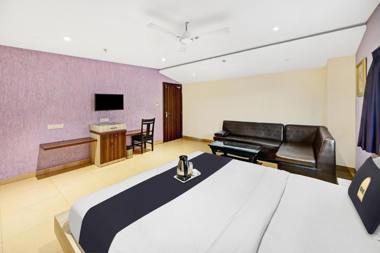 Hotel Townhouse Oak Pentagon Residency Bhubaneswar Esterno foto