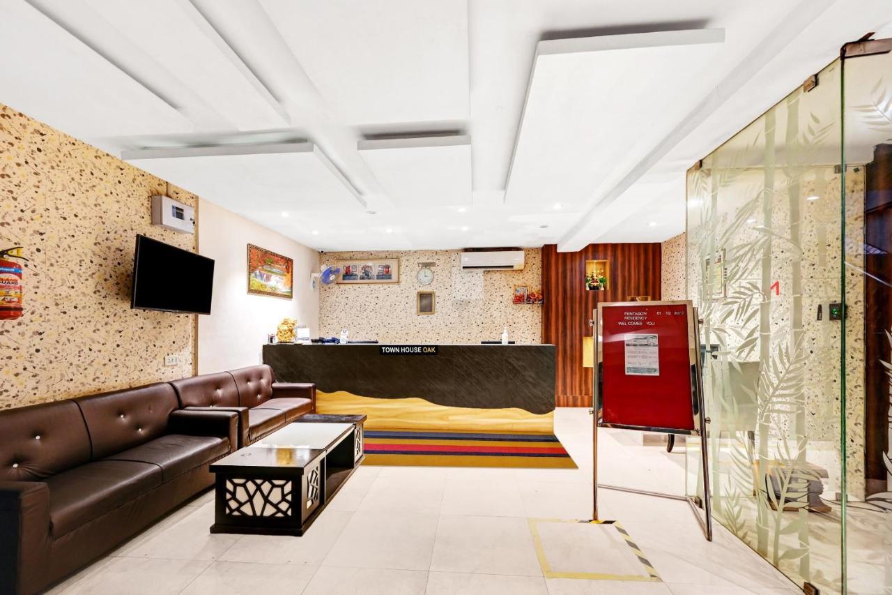 Hotel Townhouse Oak Pentagon Residency Bhubaneswar Esterno foto