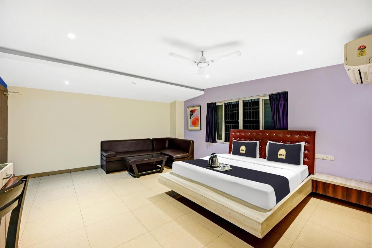 Hotel Townhouse Oak Pentagon Residency Bhubaneswar Esterno foto