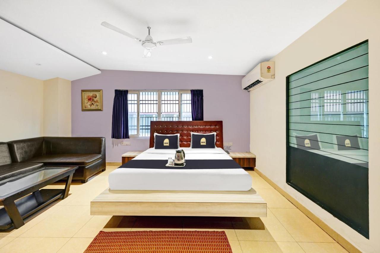 Hotel Townhouse Oak Pentagon Residency Bhubaneswar Esterno foto