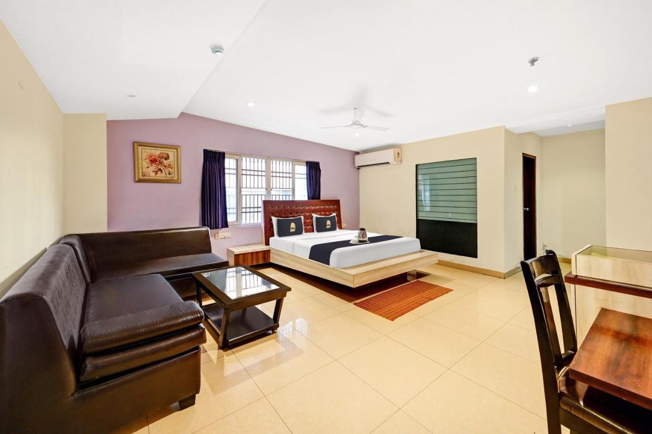 Hotel Townhouse Oak Pentagon Residency Bhubaneswar Esterno foto