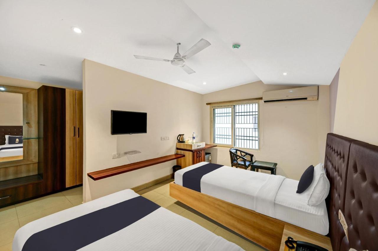 Hotel Townhouse Oak Pentagon Residency Bhubaneswar Esterno foto