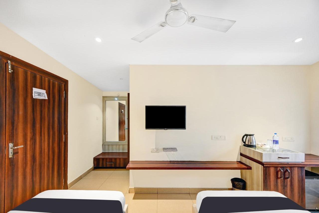 Hotel Townhouse Oak Pentagon Residency Bhubaneswar Esterno foto