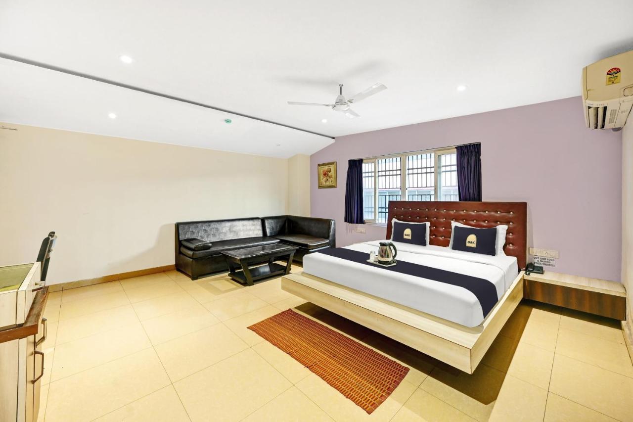 Hotel Townhouse Oak Pentagon Residency Bhubaneswar Esterno foto