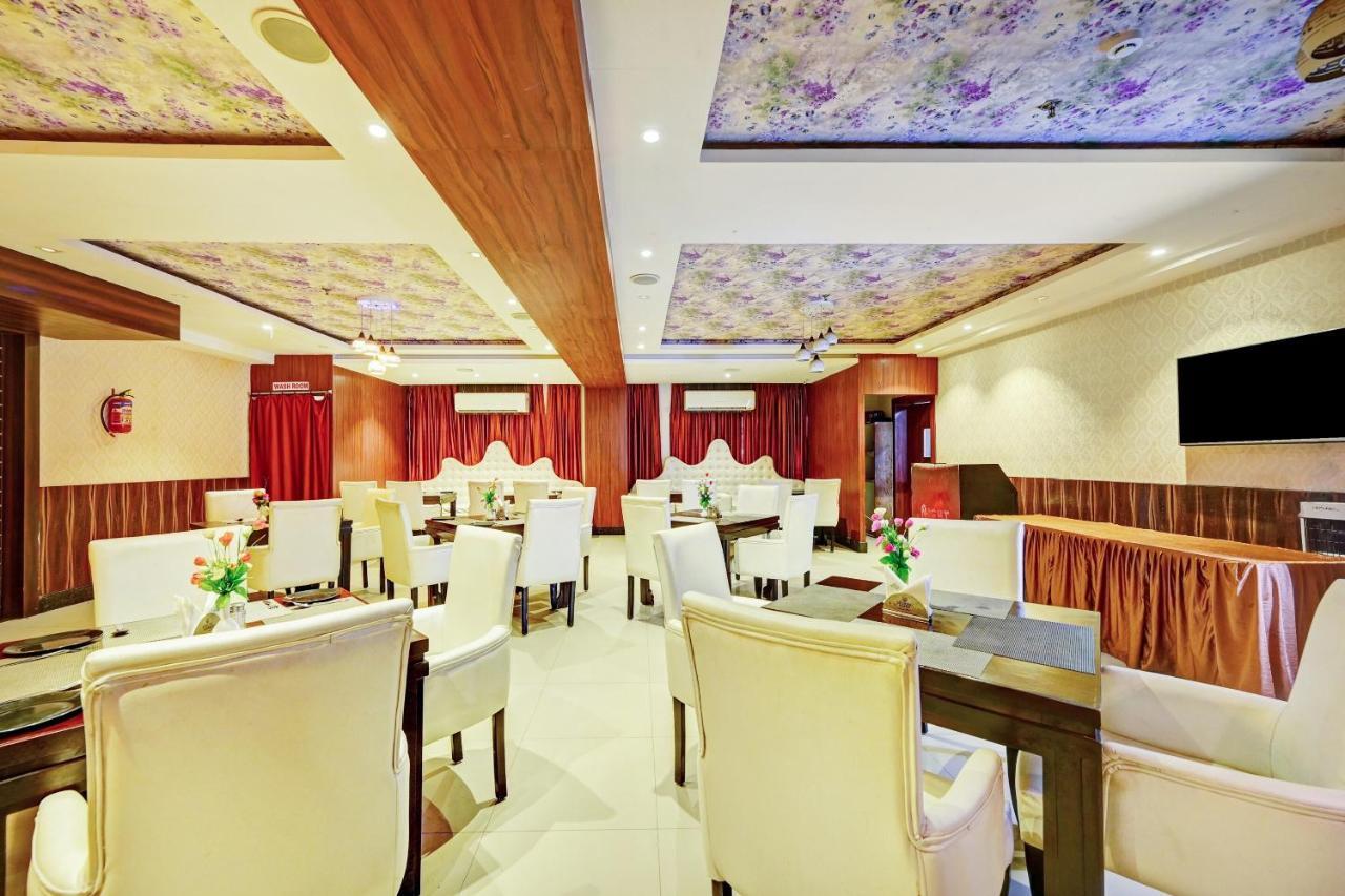 Hotel Townhouse Oak Pentagon Residency Bhubaneswar Esterno foto