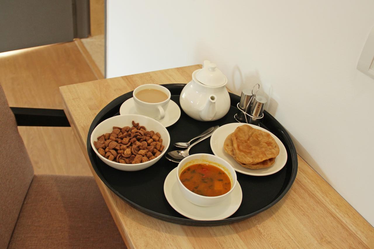 Hotel Townhouse Oak Pentagon Residency Bhubaneswar Esterno foto